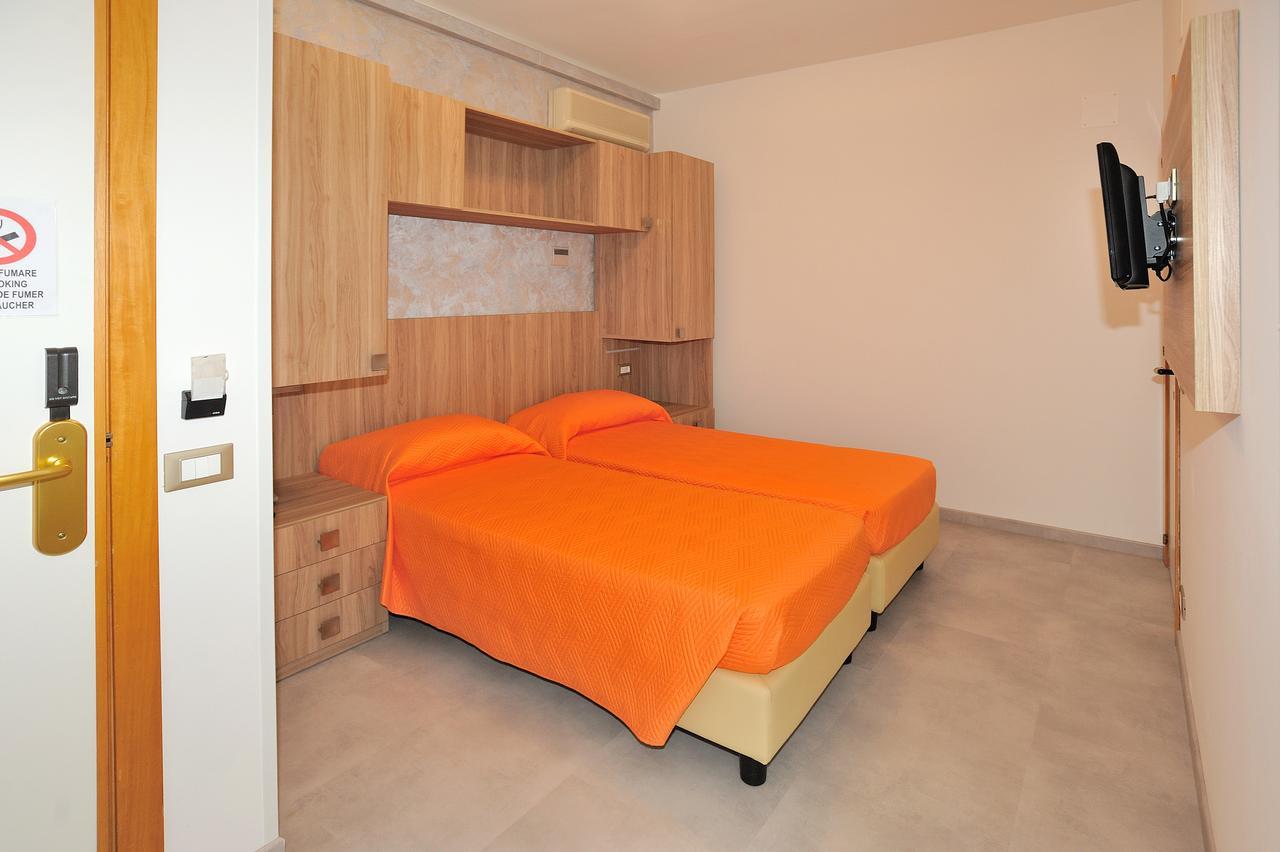 Hotel Lidia Alba Adriatica Zewnętrze zdjęcie